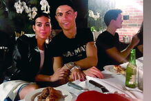 Cristiano Ronaldo organizou um jantar surpresa em Turim, Itália 