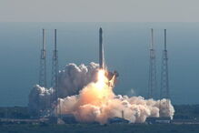 Foguetão Falcon 9 da empresa aeroespacial norte-americana SpaceX