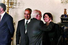 Ministro do Trabalho cumprimentou carinhosamente a filha 