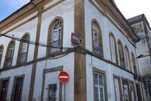 Teatro de Portalegre está à venda