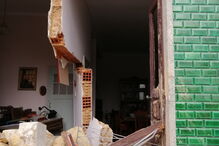 Camião destrói casa em Sata Maria da Feira