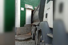 Camião destrói casa em Sata Maria da Feira