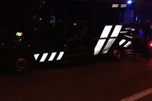 Carros da PSP ficaram muito danificados após acidente em Setúbal