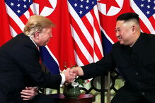 O encontro de Donald Trump e Kim Jong-un em imagens