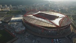 Benfica nega atraso na entrega de bilhetes para o dérbi com o Sporting