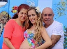 Helena Cabrita com o marido e a filha, Sandra