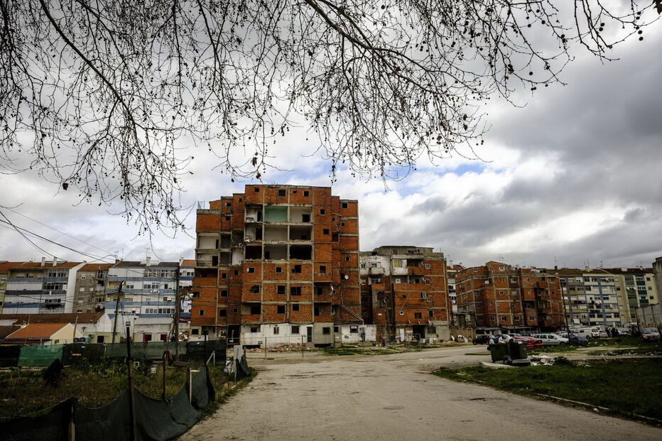 Visita de Santana Lopes ao bairro da Jamaica