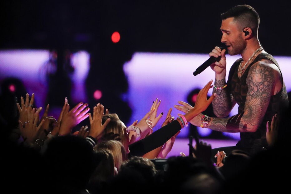 Patriots somam sexto triunfo no Super Bowl