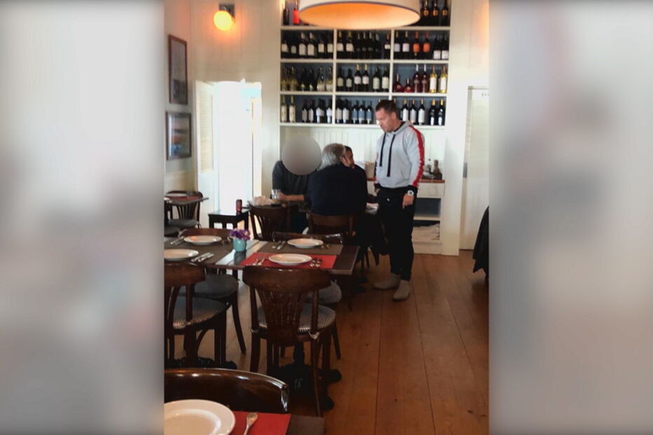 Cabecilha dos Super Dragões confronta Paulo Gonçalves em restaurante no Porto