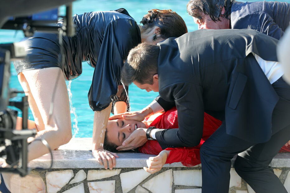 Anabela Teixeira, Mafalda Castro, Nuno Janeiro e António Cerdeira nas gravações da telenovela 'Alguém Perdeu', da CMTV