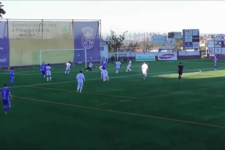 Kristian Trajceski marcou grande golo pelo Oliveira do Hospital