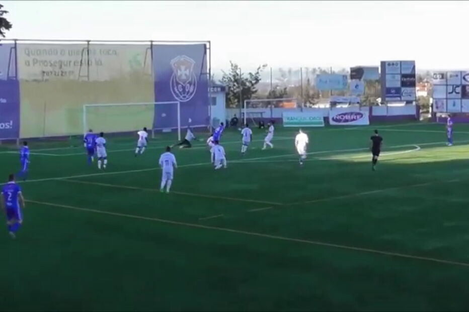 Kristian Trajceski marcou grande golo pelo Oliveira do Hospital	