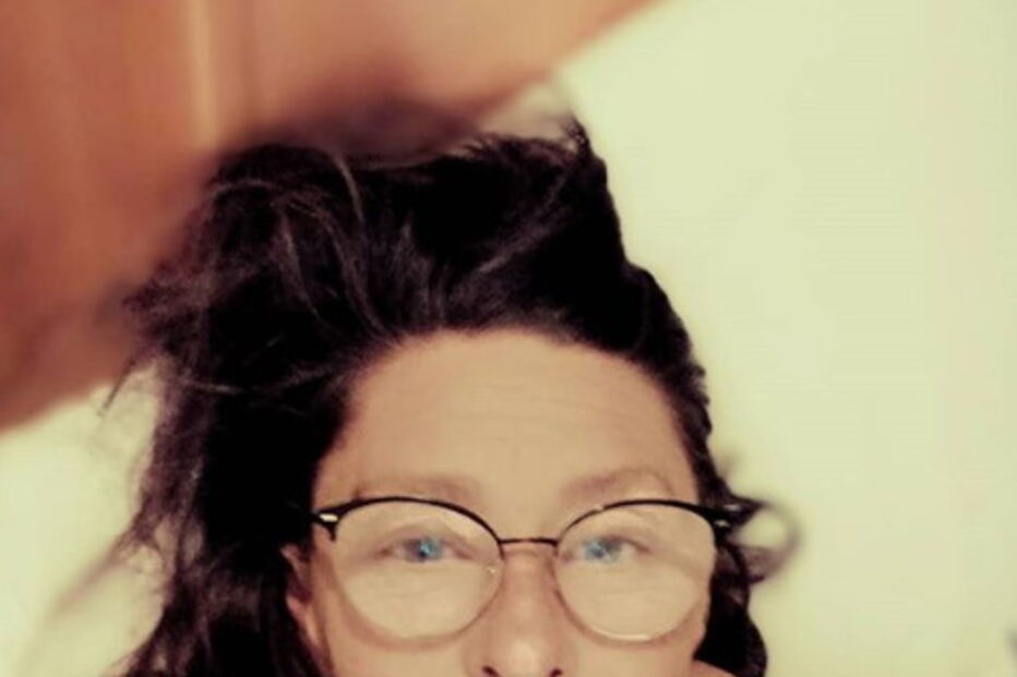 Famosa modelo vive sem-abrigo nas ruas de Barcelona