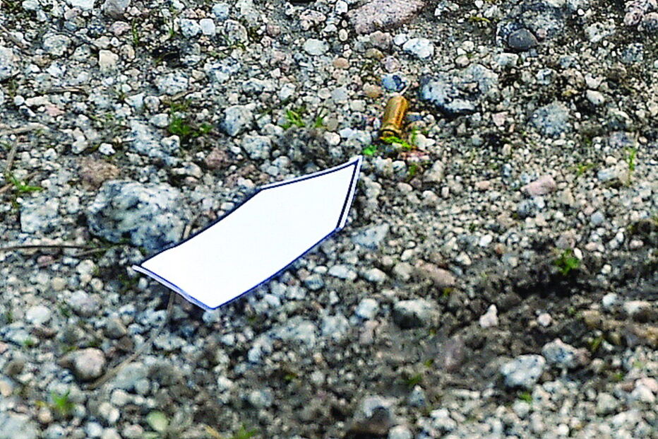 Invólucro de bala localizado pela GNR durante as buscas  