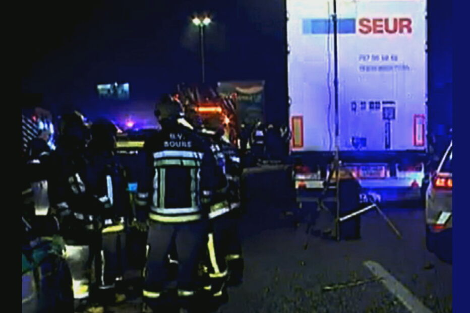 Choque em cadeia faz pelo menos dois mortos na A1, na zona de Pombal