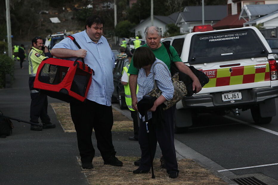 Incêndio obriga a retirar 700 pessoas de cidade da Nova Zelândia