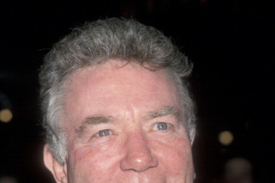 Albert Finney