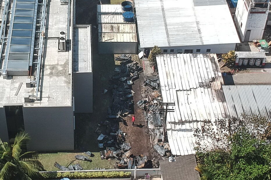 Incêndio em centro de treinos de Flamengo mata seis jogadores e quatro funcionários