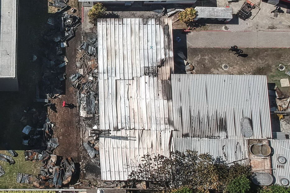 Incêndio em centro de treinos de Flamengo mata seis jogadores e quatro funcionários