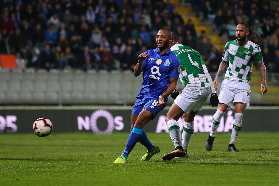 Brahimi num lance do Moreirense - FC Porto	