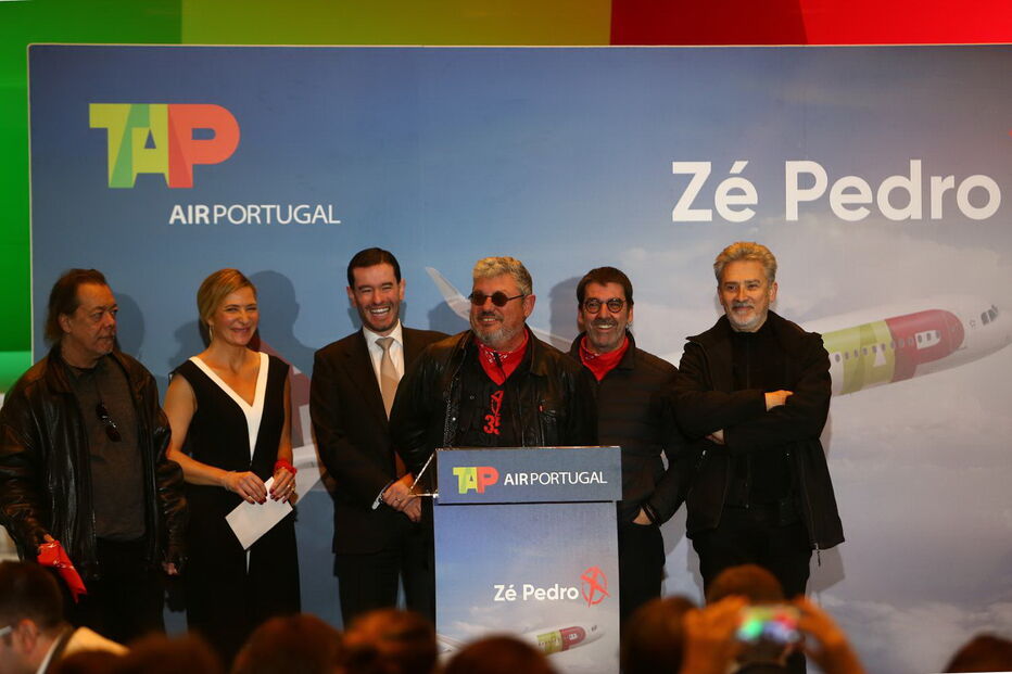 Zé Pedro dá nome a avião da TAP