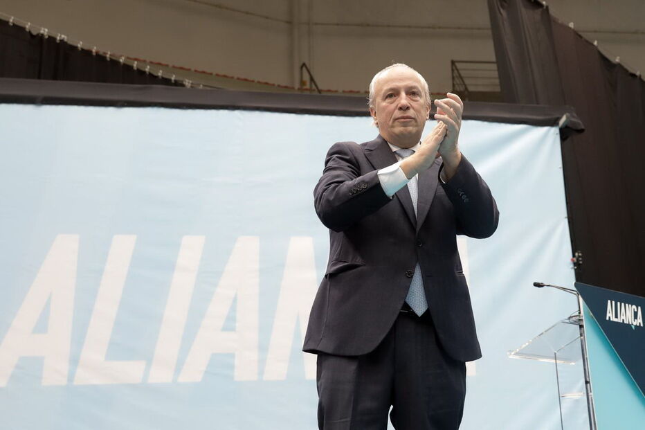 Santana Lopes no Congresso do partido Aliança