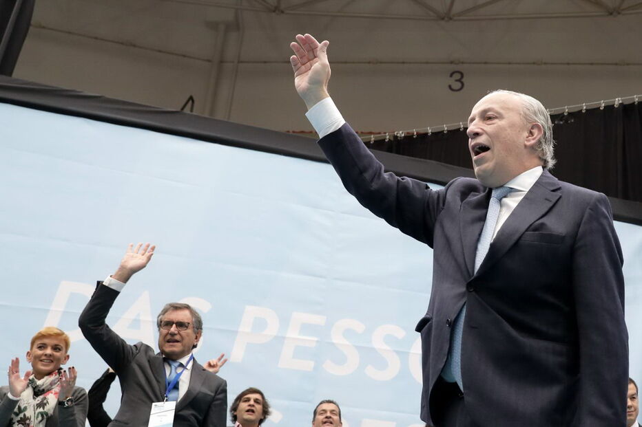 Santana Lopes no Congresso do partido Aliança