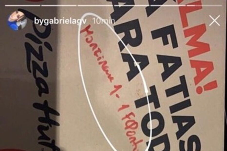 Mulher de Corona encomendou piza e foi surpreendida com recado sobre o Benfica