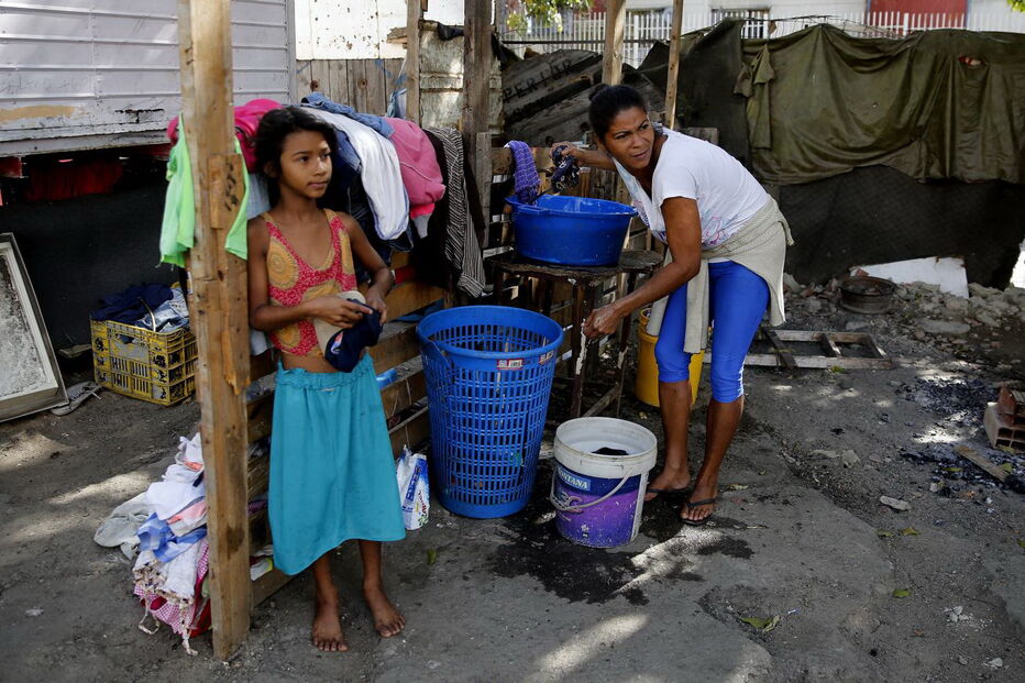 Violações, pobreza e abandono de crianças. O drama das famílias na Venezuela
