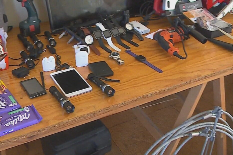 Dois menores entre os nove detidos pela PSP após vaga de assaltos em Famalicão