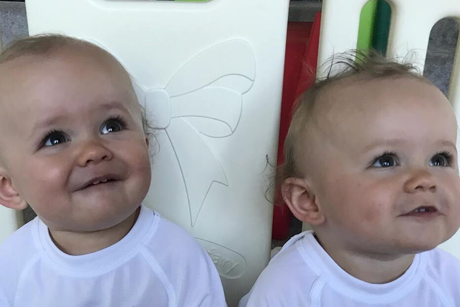 O gémeos, Nial e Luke