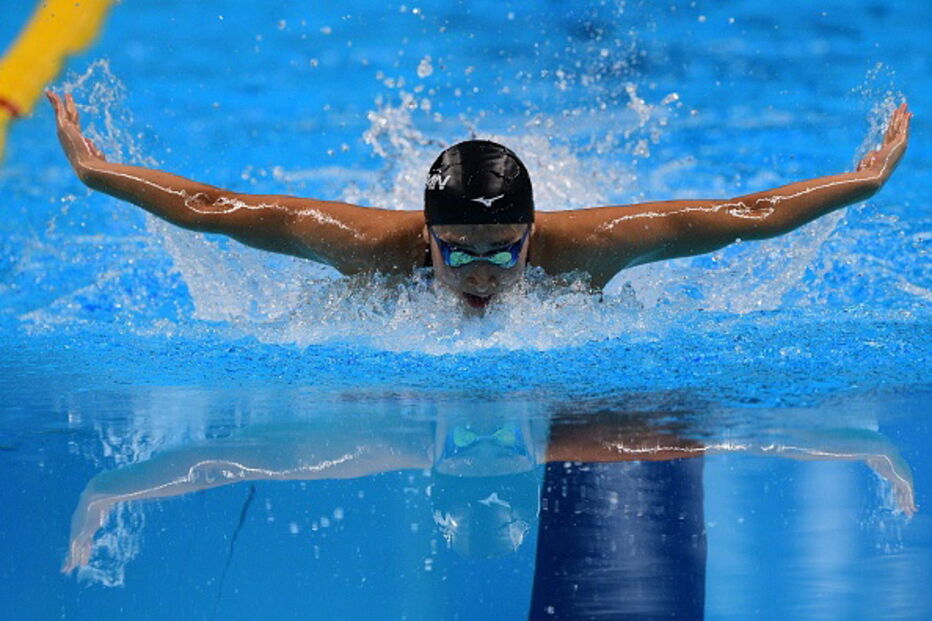 Jovem nadadora japonesa que ganhou seis medalhas nos Jogos Asiáticos revela ter leucemia
