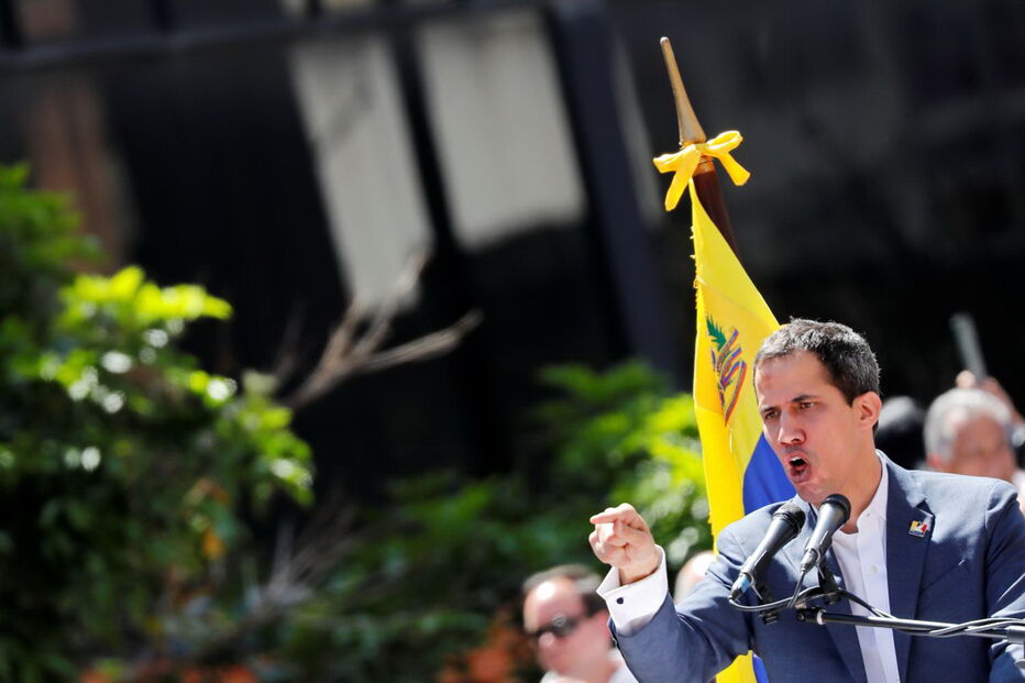 Marcha contra o governo de Nicolás Maduro marcada por alegria e esperança  