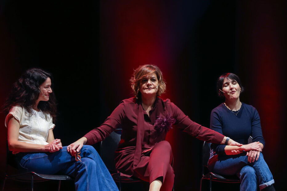 Júlia Pinheiro vai fazer ‘Monólogos da Vagina’