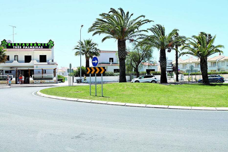 Agressões ocorreram junto à rotunda das três palmeiras, em Albufeira, no dia 4 de agosto de 2015   