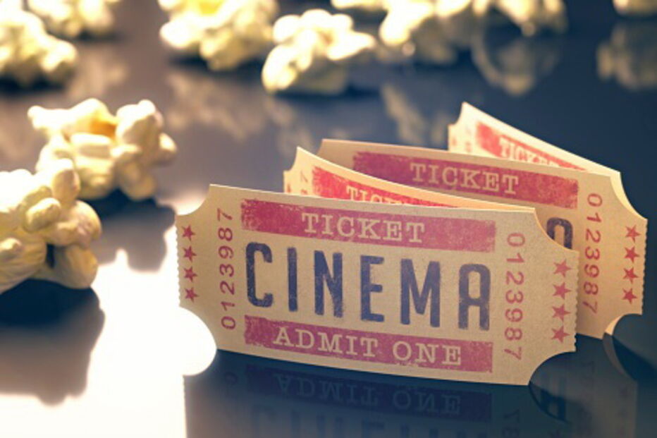 3. Dois bilhetes de cinema para verem o filme que tanto esperaram pela estreia