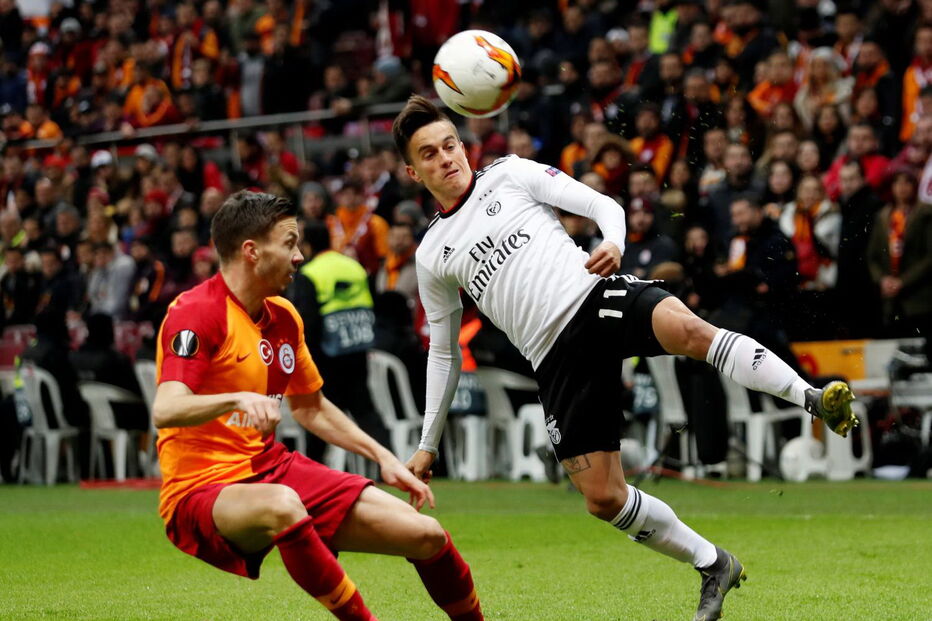 Gatasaray defronta Benfica numa partida a contar para os 16-avos-de-final da Liga Europa
