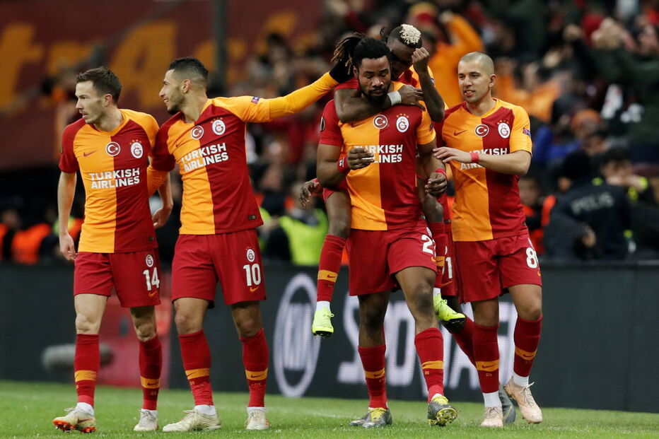 Gatasaray defronta Benfica numa partida a contar para os 16-avos-de-final da Liga Europa