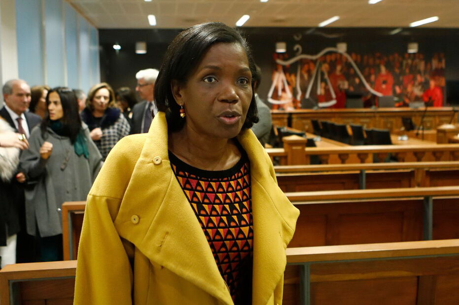 Ministra da Justiça, Francisca Van Dunem,  presente na inauguração da sala no Campus de Justiça