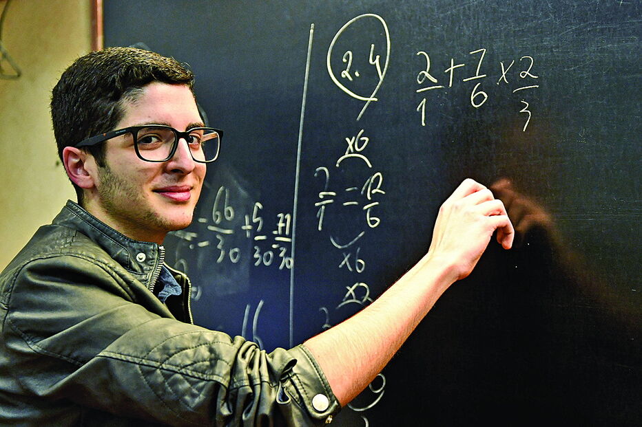 João Ferreira, aluno da Escola do Porto da Cruz, em Machico
