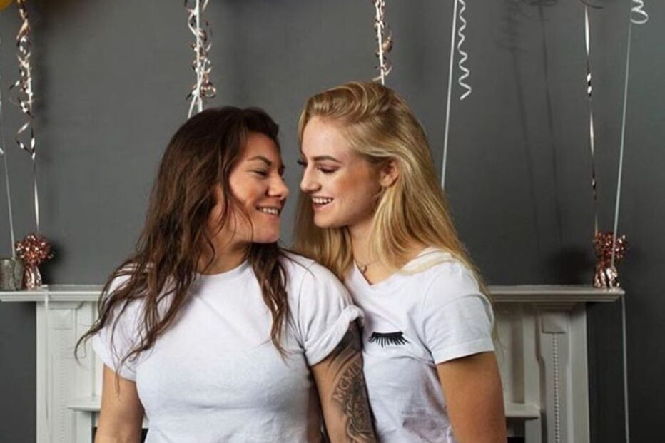 As jogadoras Alisha Lehmann e Ramona Bachmann assumiram a sua relação lésbica