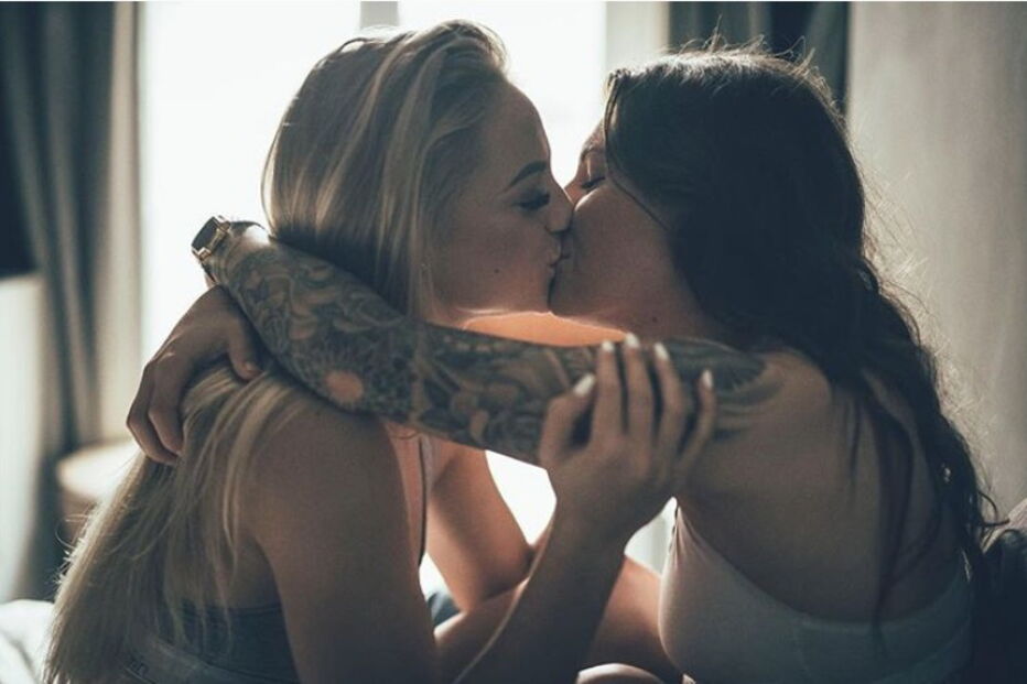 As jogadoras Alisha Lehmann e Ramona Bachmann assumiram a sua relação lésbica