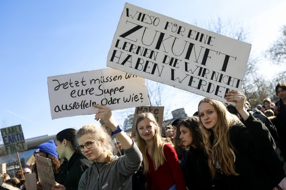 Alunos faltam às aulas para manifestação contra alterações climáticas