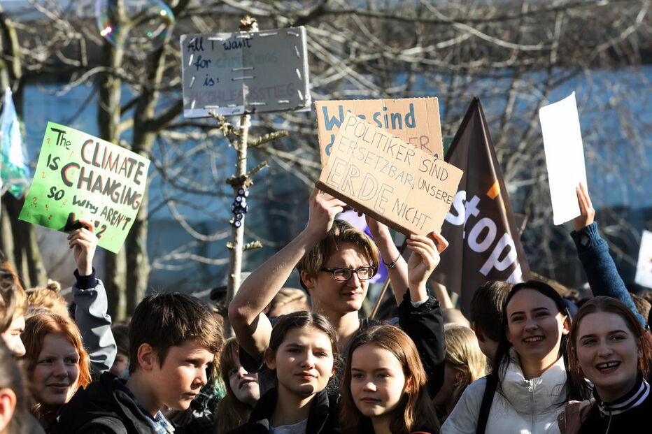 Alunos faltam às aulas para manifestação contra alterações climáticas