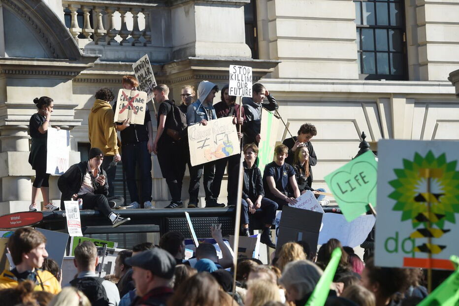 Alunos faltam às aulas para manifestação contra alterações climáticas