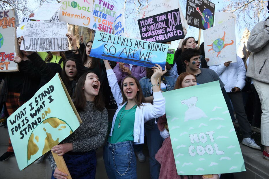 Alunos faltam às aulas para manifestação contra alterações climáticas