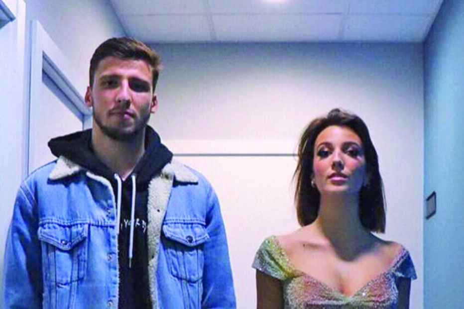 Rúben Dias e a namorada April Ivy