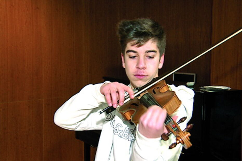 Um estudante durante aulas 