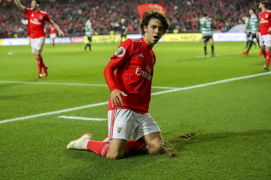 Guerra de tubarões por João Félix. Manchester United e PSG dispostos a pagar milhões