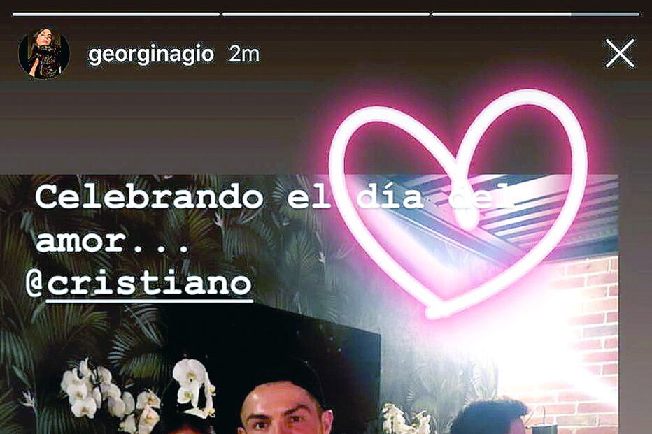 Cristiano Ronaldo organizou um jantar surpresa em Turim, Itália 